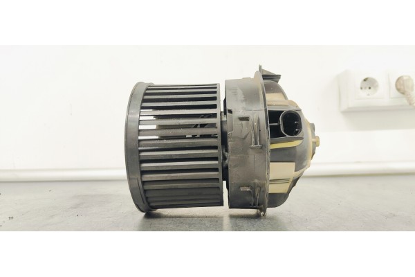 Recambio de ventilador calefaccion para citroen c3 picasso 1.6 hdi 92 fap referencia OEM IAM T1000588K  