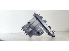 Recambio de mando elevalunas delantero izquierdo para land rover range rover (lm) td6 se referencia OEM IAM YUD000280PUY  