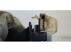 Recambio de cerradura maletero / porton para renault clio iii 1.5dci 85 referencia OEM IAM 8200076240H  