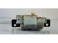 Recambio de cerradura maletero / porton para renault clio iii 1.5dci 85 referencia OEM IAM 8200076240H  