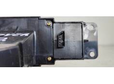 Recambio de mando elevalunas delantero izquierdo para land rover range rover (lm) td6 se referencia OEM IAM YUD000280PUY  