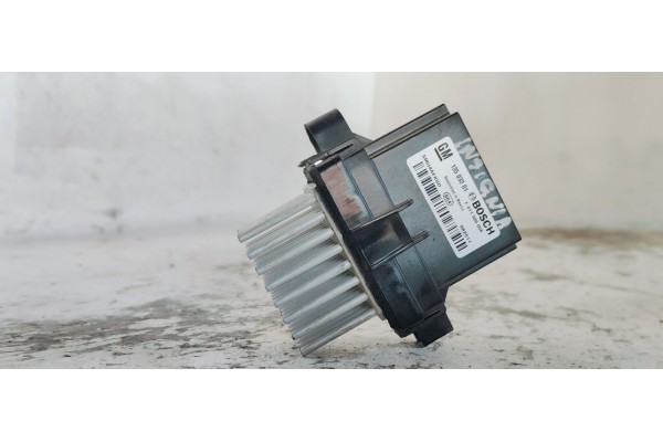 Recambio de resistencia calefaccion para opel insignia berlina excellence referencia OEM IAM 13503201  