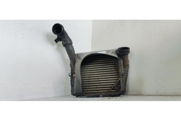 Recambio de intercooler para volkswagen touareg (7la) tdi r5 referencia OEM IAM   