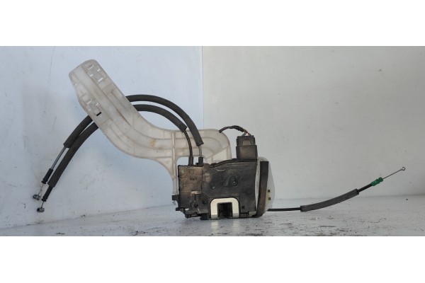 Recambio de cerradura puerta trasera derecha para hyundai ix35 break fase 1 referencia OEM IAM   