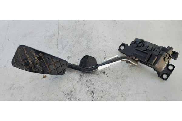 Recambio de potenciometro pedal para audi a4 berlina (8e) 2.0 tdi 16v (103kw) referencia OEM IAM 8E2721523E  