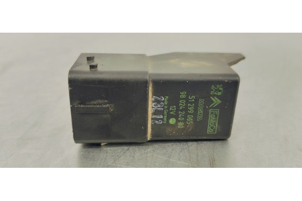 Recambio de caja precalentamiento para citroen c3 picasso 1.6 hdi 92 fap referencia OEM IAM 9802424080  