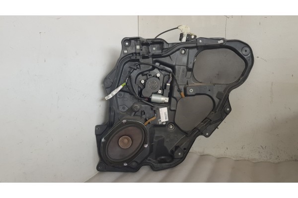 Recambio de elevalunas trasero derecho para mazda 3 berlina (bk) 2.0mzcd 143 fap referencia OEM IAM   