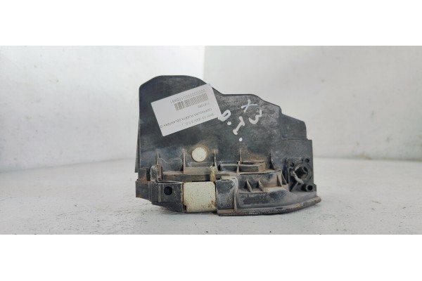 Recambio de cerradura puerta delantera izquierda para bmw x3 (e83) 2.0 d referencia OEM IAM 7167065  