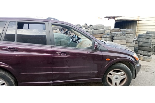 Recambio de puerta delantera derecha para ssangyong kyron 200 xdi sport referencia OEM IAM   