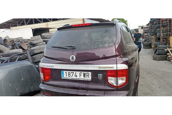Recambio de porton trasero para ssangyong kyron 200 xdi sport referencia OEM IAM   