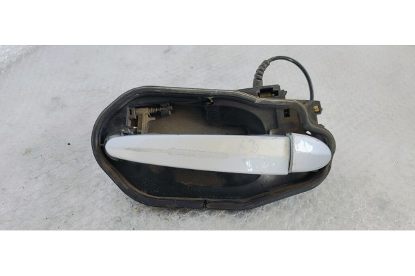 Recambio de maneta exterior trasera izquierda para bmw x3 (e83) 2.0 d referencia OEM IAM 3330983  