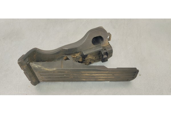 Recambio de pedal acelerador para audi a3 (8p) 1.2 tsi referencia OEM IAM 1K1721503AT  