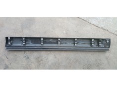 Recambio de faldon lateral para land rover discovery 4 2.7 td v6 cat referencia OEM IAM DGP000133  