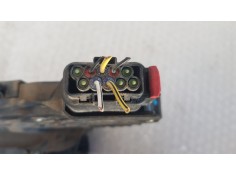 Recambio de cerradura puerta trasera derecha para mazda 3 berlina (bk) 1.6 crdt active referencia OEM IAM 240015103  