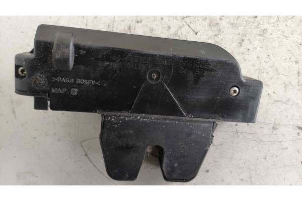 Recambio de cerradura maletero / porton para citroen c3 1.1 referencia OEM IAM 9652301980 20040522 