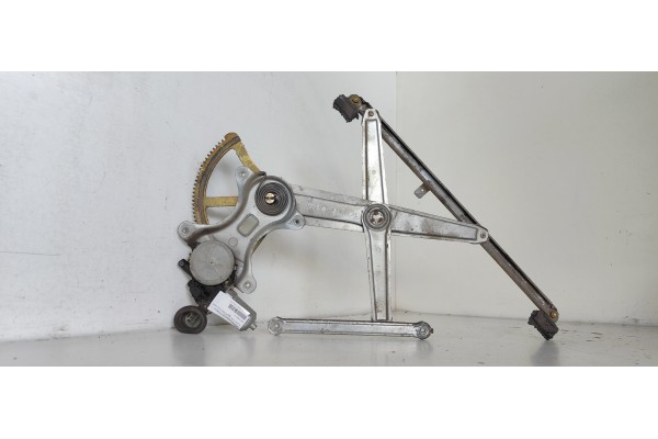 Recambio de elevalunas delantero izquierdo para lexus rx 300(mcu35) 3.0 v6 cat referencia OEM IAM 8572058010  