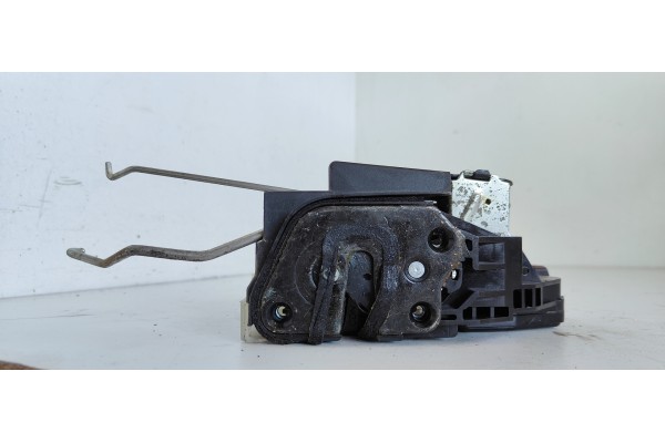 Recambio de cerradura puerta delantera derecha para hyundai tucson (jm) 2.0 crdi cat referencia OEM IAM   