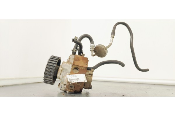 Recambio de bomba inyeccion para opel astra h berlina enjoy referencia OEM IAM 0445010086  