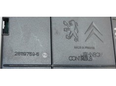 Recambio de caja reles / fusibles para peugeot 3008 1.6hdi 115 fap referencia OEM IAM 281197595  