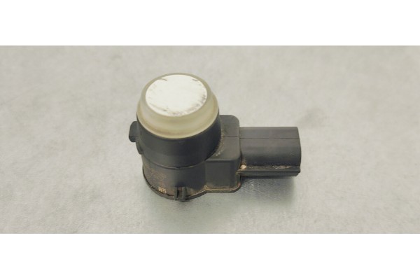 Recambio de sensor de aparcamiento para opel astra j lim. 1.6 cdti referencia OEM IAM 0263003820  