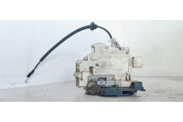 Recambio de cerradura puerta delantera derecha para volkswagen passat berlina (3c2) advance plus referencia OEM IAM 3C1837016A  