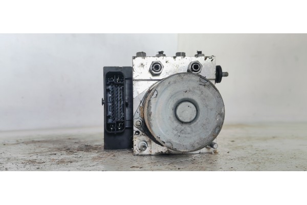 Recambio de abs para peugeot 3008 1.6hdi 112 fap referencia OEM IAM 0265951738  