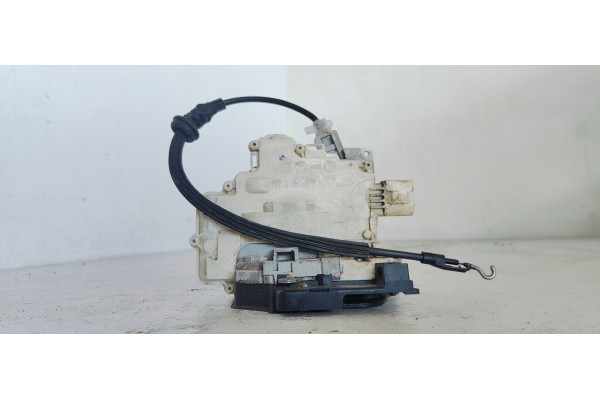 Recambio de cerradura puerta trasera derecha para volkswagen passat berlina (3c2) advance referencia OEM IAM   