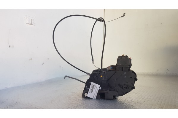 Recambio de cerradura puerta trasera izquierda para mazda 3 berlina (bk) 2.0mzcd 143 fap referencia OEM IAM 240015003  