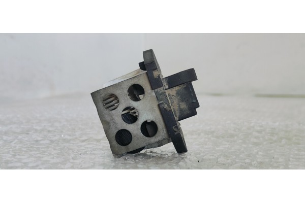 Recambio de resistencia calefaccion para renault scenic ii emotion referencia OEM IAM 7700432632  
