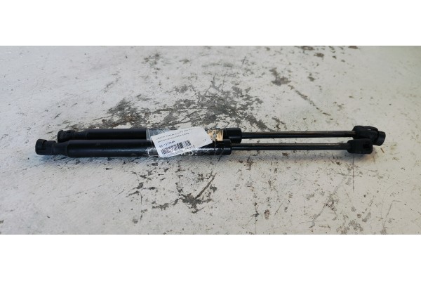 Recambio de amortiguadores capo para lancia thema 3.0jtd 240 fap referencia OEM IAM 55113776AA  
