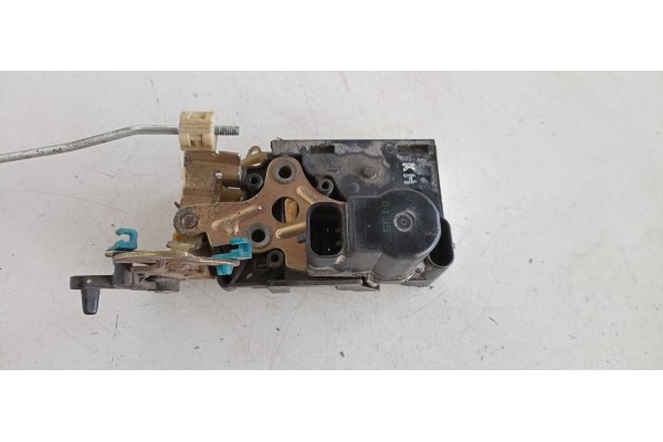 Recambio de cerradura puerta trasera derecha para chevrolet lacetti 1.4 cat referencia OEM IAM 5252283  