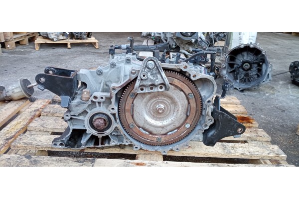 Recambio de caja cambios para hyundai tucson (jm) 2.0 crdi cat referencia OEM IAM N5NJD 268816 