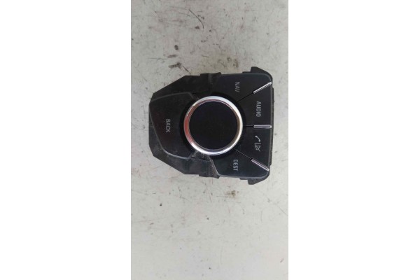 Recambio de mando multifuncion para opel insignia sports tourer 2.0 16v cdti referencia OEM IAM 13310070  