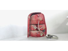 Recambio de piloto trasero izquierdo para kia carnival ii 2.9 crdi lx referencia OEM IAM   