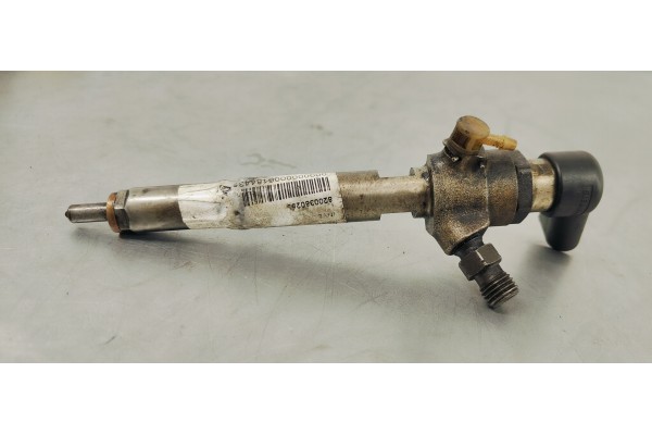 Recambio de inyector para renault scenic ii 1.5dci 105 referencia OEM IAM 8200380253  