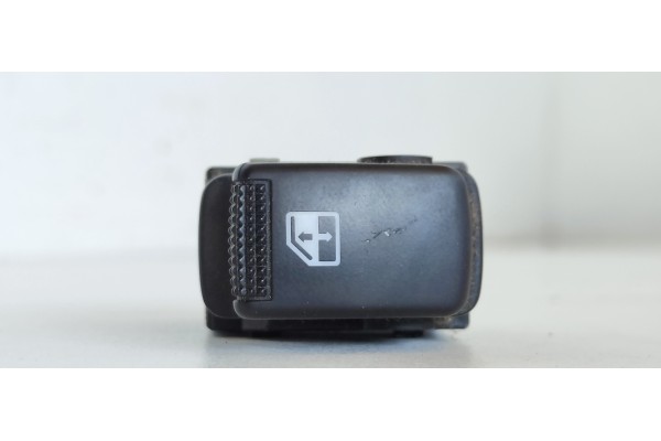 Recambio de mando elevalunas trasero izquierdo para hyundai tucson (jm) 2.0 crdi cat referencia OEM IAM   