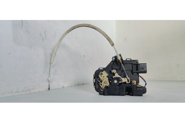 Recambio de cerradura puerta delantera izquierda para audi a6 berlina (4b2) 2.5 tdi referencia OEM IAM 4B1837015B  