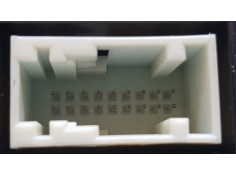 Recambio de cuadro instrumentos para opel vivaro furgón 2.0 cdti 123 fap referencia OEM IAM 9831168880  