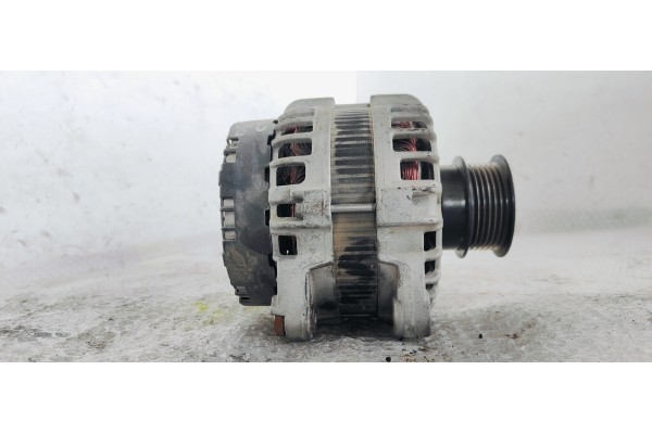 Recambio de alternador para volvo s90 lim. 2.0 d turbo 150 fap referencia OEM IAM 30659580  
