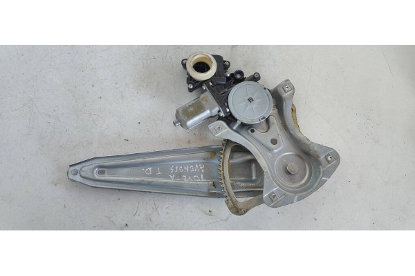 Recambio de elevalunas trasero derecho para toyota avensis (t27) 2.0 d-4d cat referencia OEM IAM 8570202020 961919100 