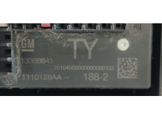 Recambio de caja reles / fusibles para opel astra j lim. berlina fase 1 referencia OEM IAM 13368641  