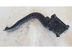 Recambio de pedal acelerador para opel vivaro furgón 2.0 cdti 123 fap referencia OEM IAM 9806607380  