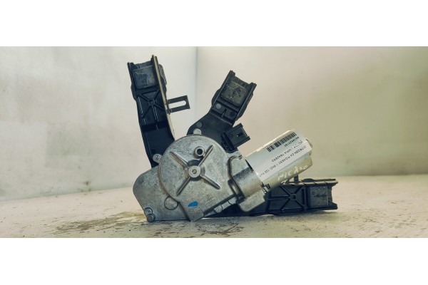 Recambio de motor limpia trasero para citroen c4 picasso 1.6hdi 120 fap referencia OEM IAM 9819523180  