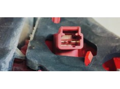 Recambio de piloto trasero derecho interior para peugeot 3008 1.6hdi 115 fap referencia OEM IAM   