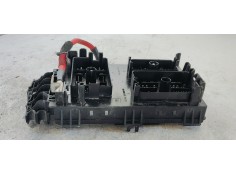 Recambio de caja reles / fusibles para opel astra j lim. berlina fase 1 referencia OEM IAM 13368641  
