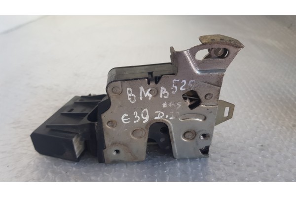 Recambio de cerradura puerta delantera derecha para bmw serie 5 berlina (e39) 530d referencia OEM IAM 67118352165  