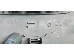 Recambio de luz interior para peugeot 407 st sport referencia OEM IAM 9636696877  