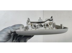 Recambio de luz interior para peugeot 407 st sport referencia OEM IAM 9636696877  