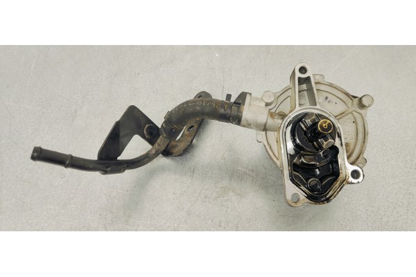 Recambio de depresor freno / bomba vacio para hyundai i30 1.6 crdi 115 referencia OEM IAM 288102A101  
