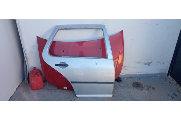 Recambio de puerta trasera derecha para volkswagen golf iv berlina (1j1) 1.9 tdi referencia OEM IAM   